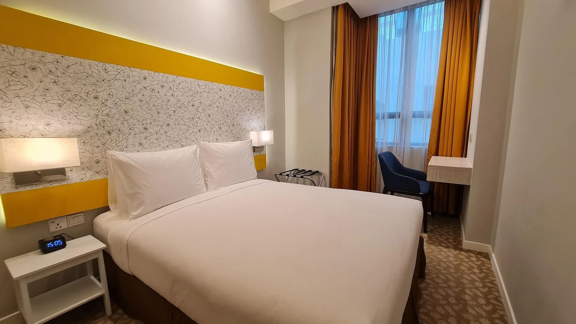 Holiday Inn Express & Suites Johor Bahru By Ihg 4*,  Malaysia