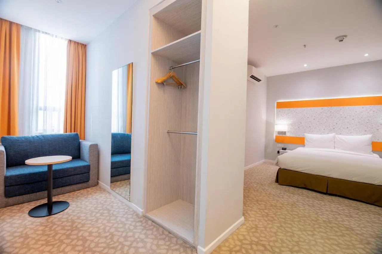 Holiday Inn Express & Suites Johor Bahru By Ihg