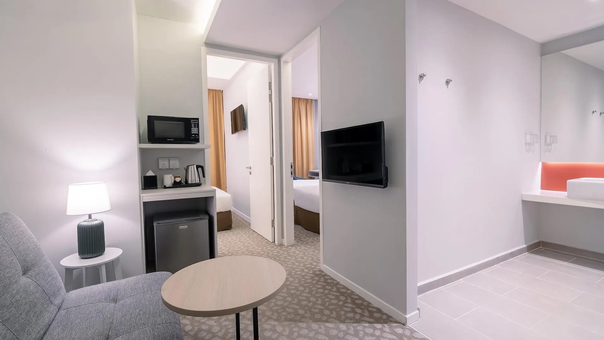 Holiday Inn Express & Suites Johor Bahru By Ihg Hotel